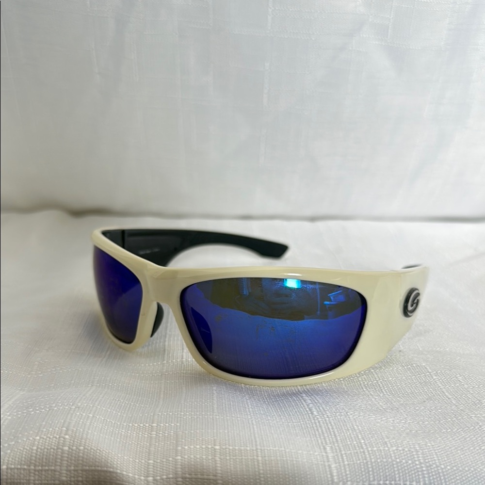 Strike King Cream Off-white Polarized Sunglasses with Blue Lenses